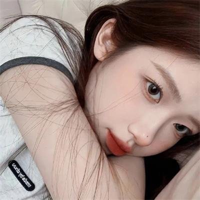 时装周T台直击：老艺术家孙女校园霸凌，一个月最新进展